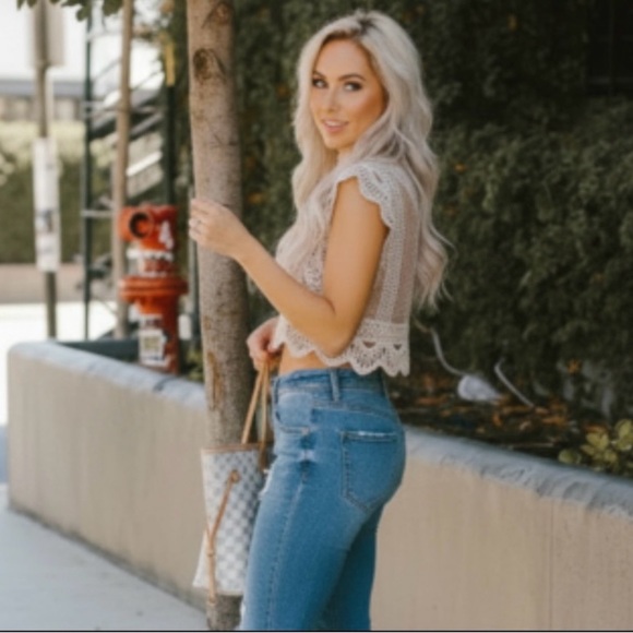 Belle of the Ball Couture Boutique Crotchet & Lace Crop Top - Picture 7 of 12